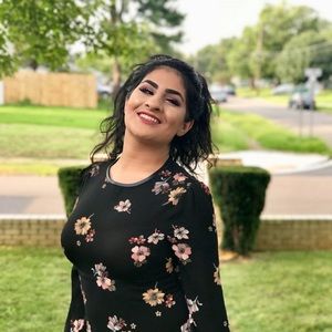 Meet your Posher, Zainab